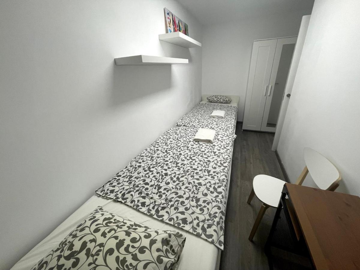 Sant Adria Beach Apartment Wi-Fi Parking Free Sant Adrià de Besòs Extérieur photo
